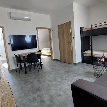 Apartman Po Schodech Nahoru Bořetice エクステリア 写真