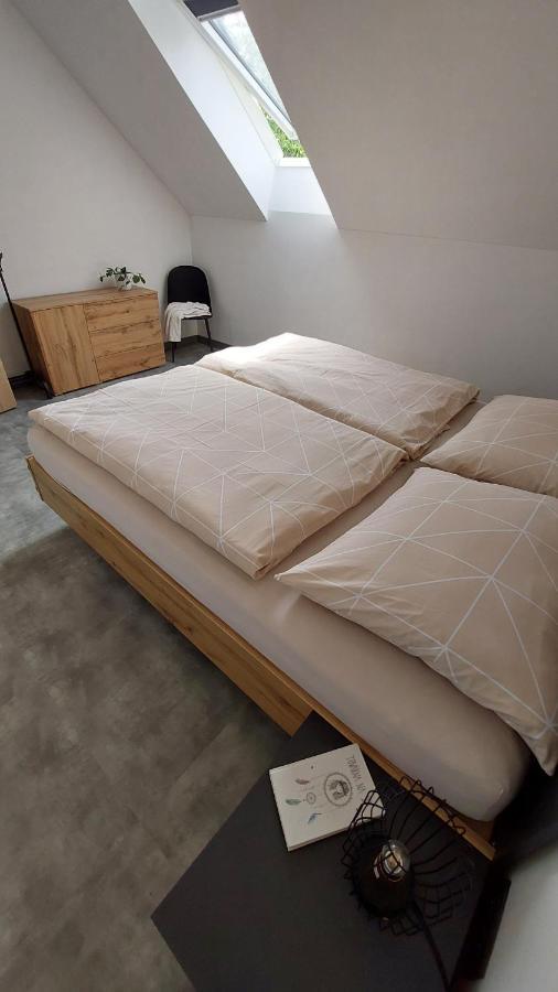 Apartman Po Schodech Nahoru Bořetice エクステリア 写真